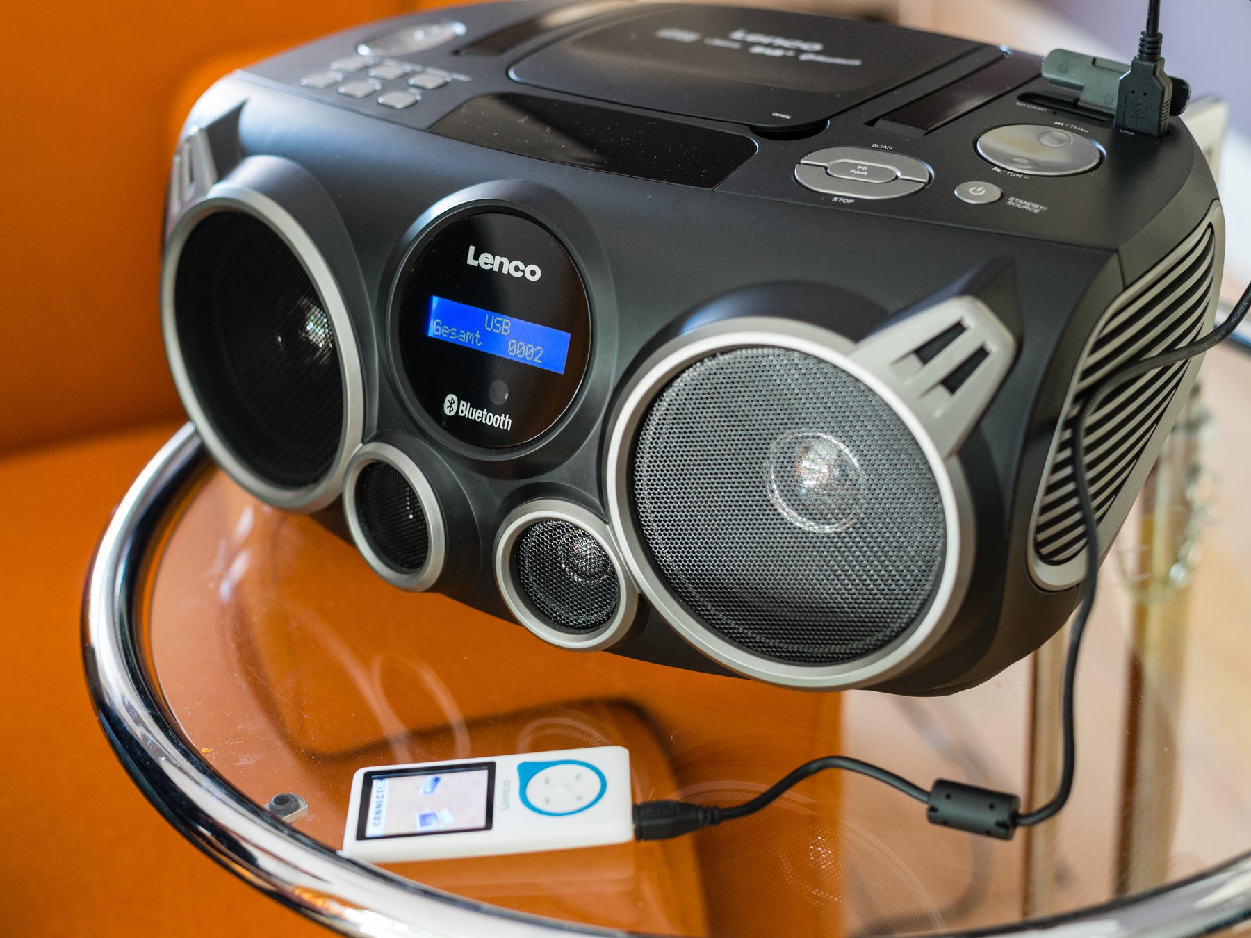 LENCO SCD-685BK - Portable DAB+/FM Radio CD-player with Bluetooth