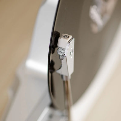 LENCO LSA-071SI – Fully Automatic Vertical Turntable with Built-in Speakers and Bluetooth® – Silver