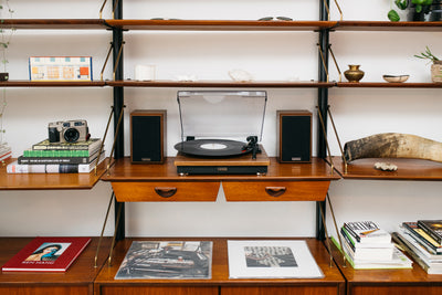 LENCO LS-100WD - Record Player with 2 external speakers - Wood