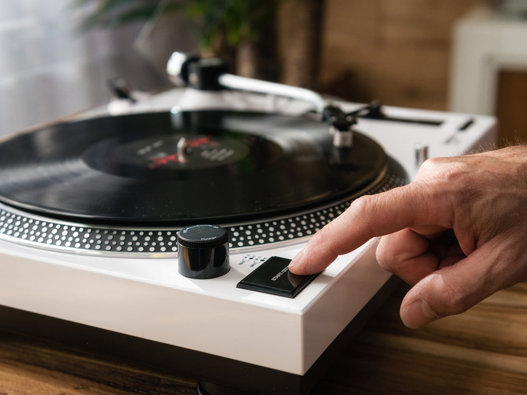 LENCO L-3808 White - Direct drive turntable with USB / PC Encoding