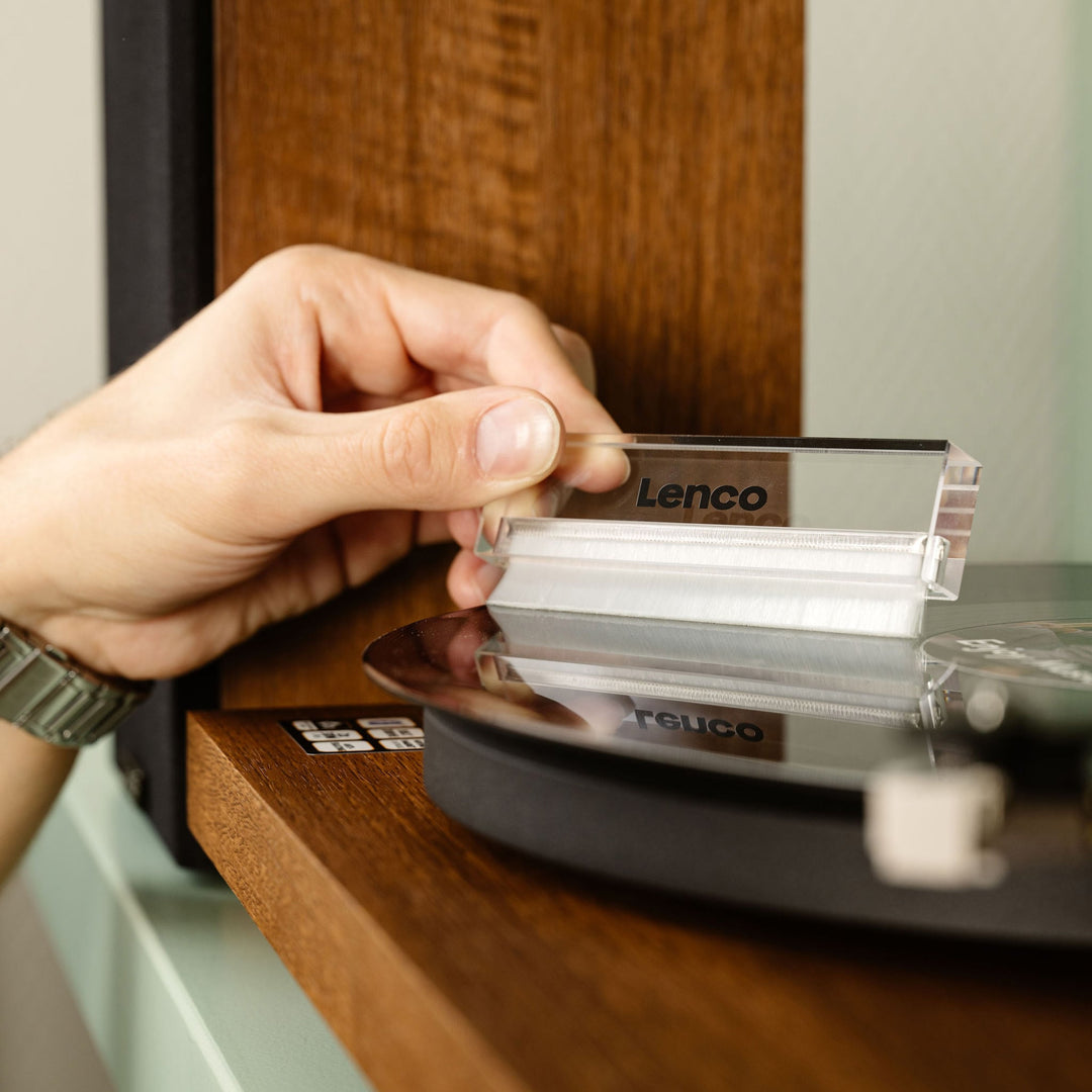LENCO LS-480WD - Record player with built-in amplifier and