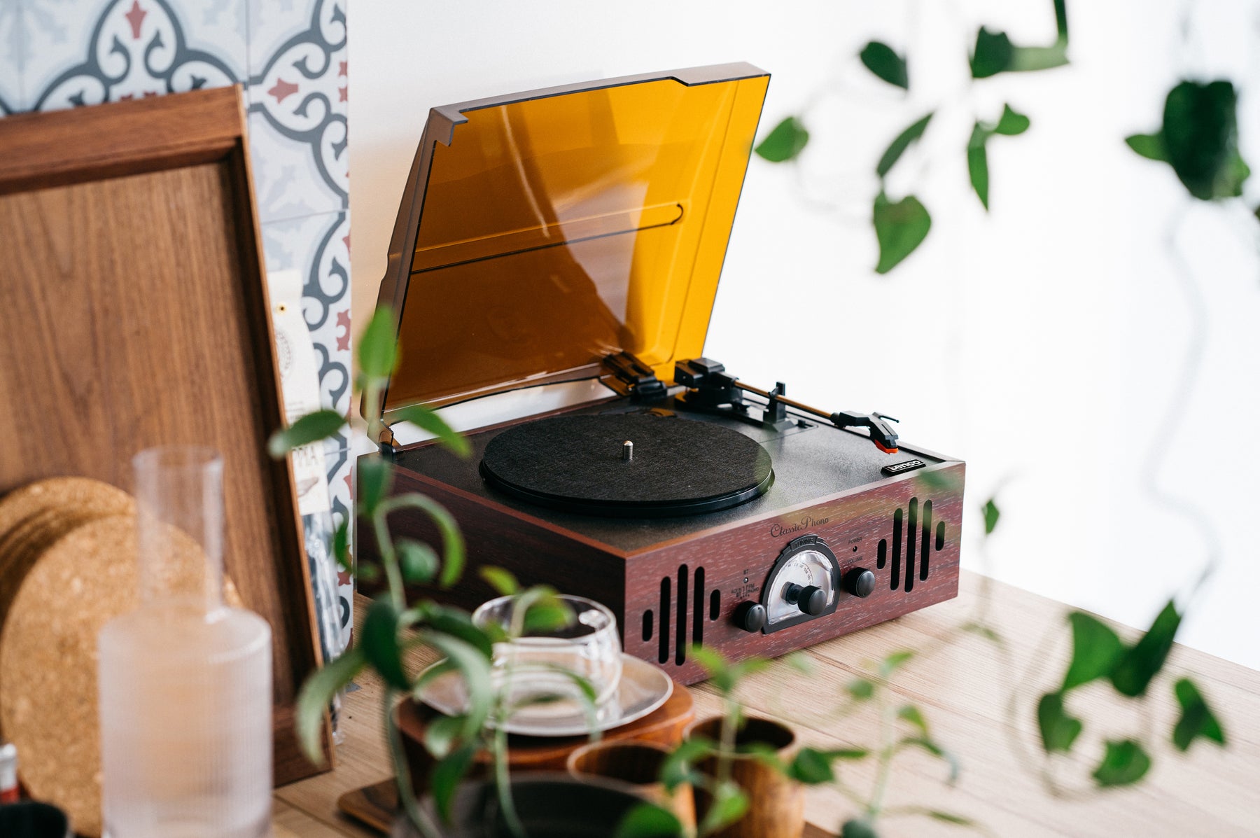 CLASSIC PHONO TT-43WA - Retro turntable with built-in speakers - Walnu ...