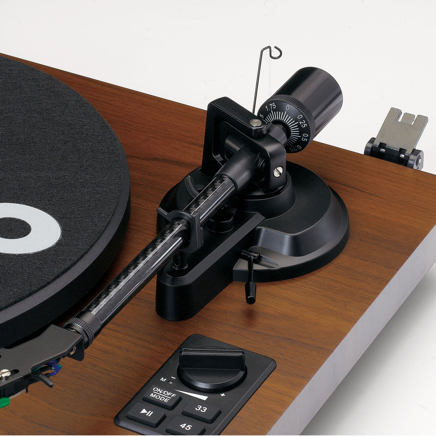 LENCO LS-600WA - Gramofon z wbudowanym wzmacniaczem i Bluetooth® oraz 2 głośnikami zewnętrznymi