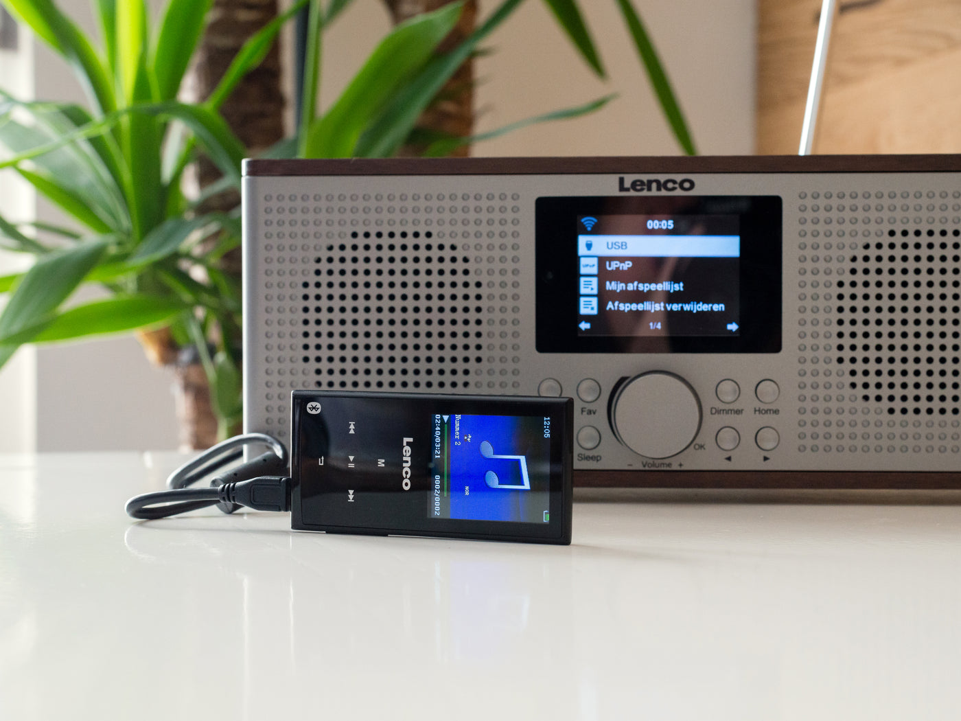 LENCO DIR-170WA Smart Internet radio, with DAB+, FM and Bluetooth® - Wood