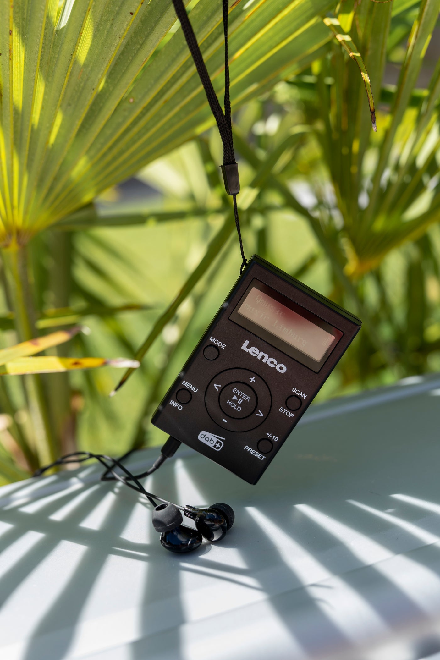 LENCO PDR-011BK - Kieszonkowe radio DAB+/FM i odtwarzacz MP3