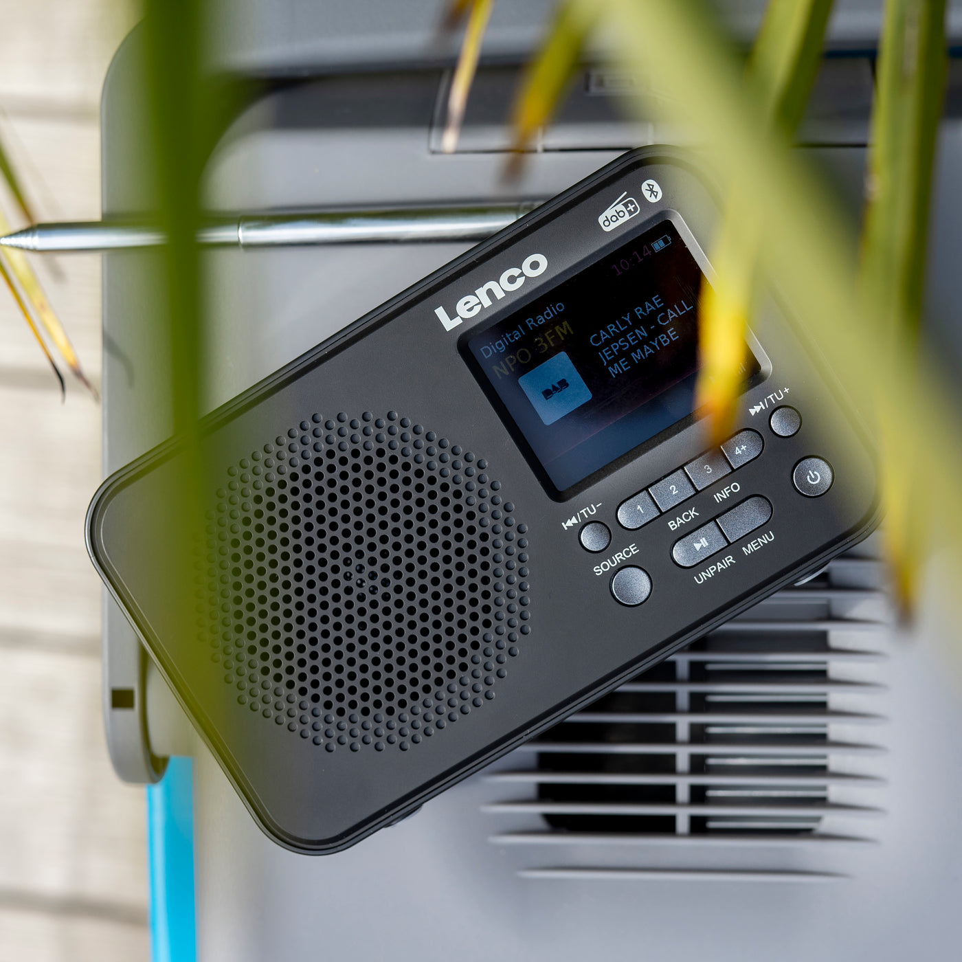 PDR-035BK – Black LENCO / + Radio - DAB - FM with Bluetooth® Lenco-Catalog