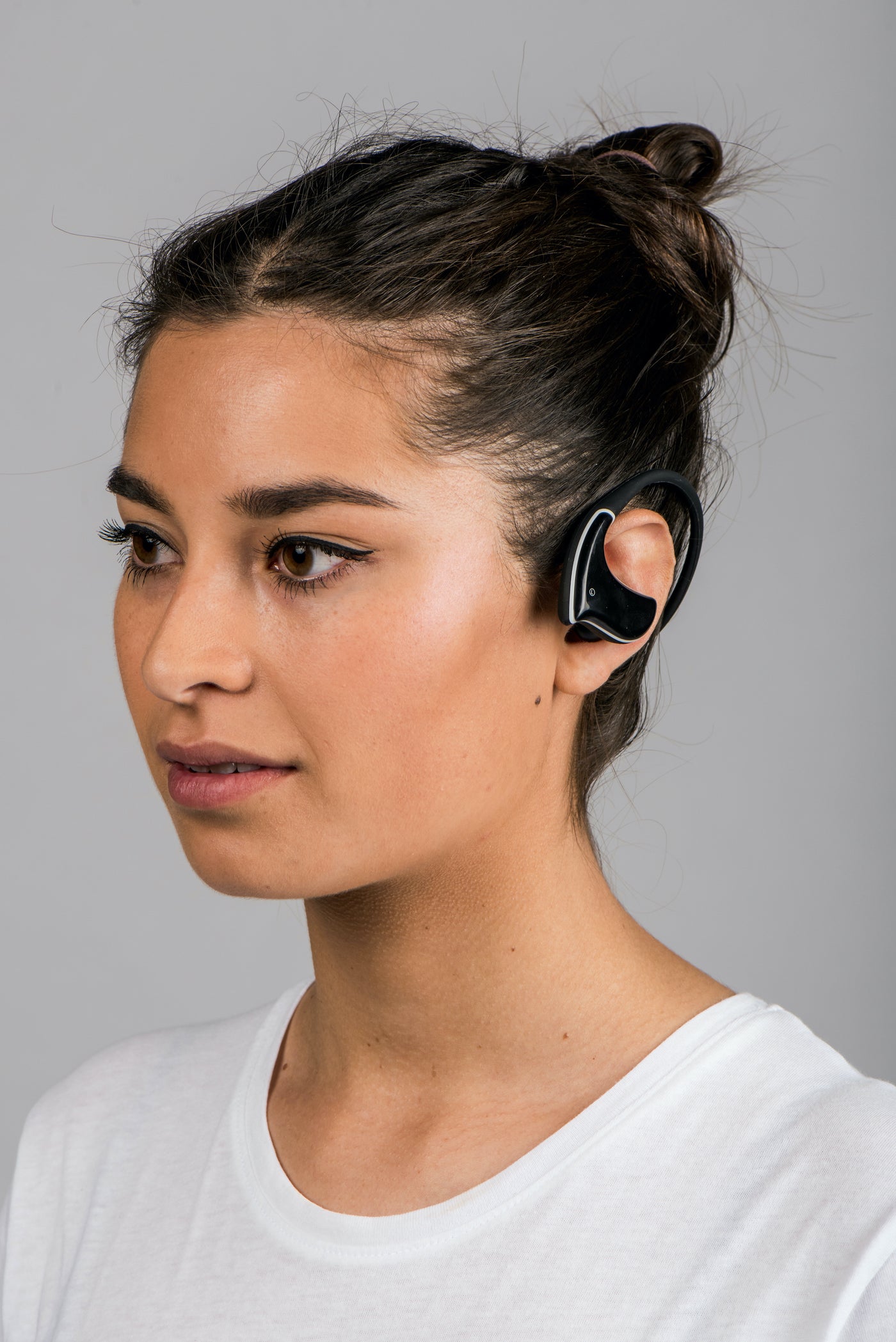 LENCO BTX-750BK - Odporny na zachlapania zestaw słuchawkowy Bluetooth® z odtwarzaczem MP3 - Czarny